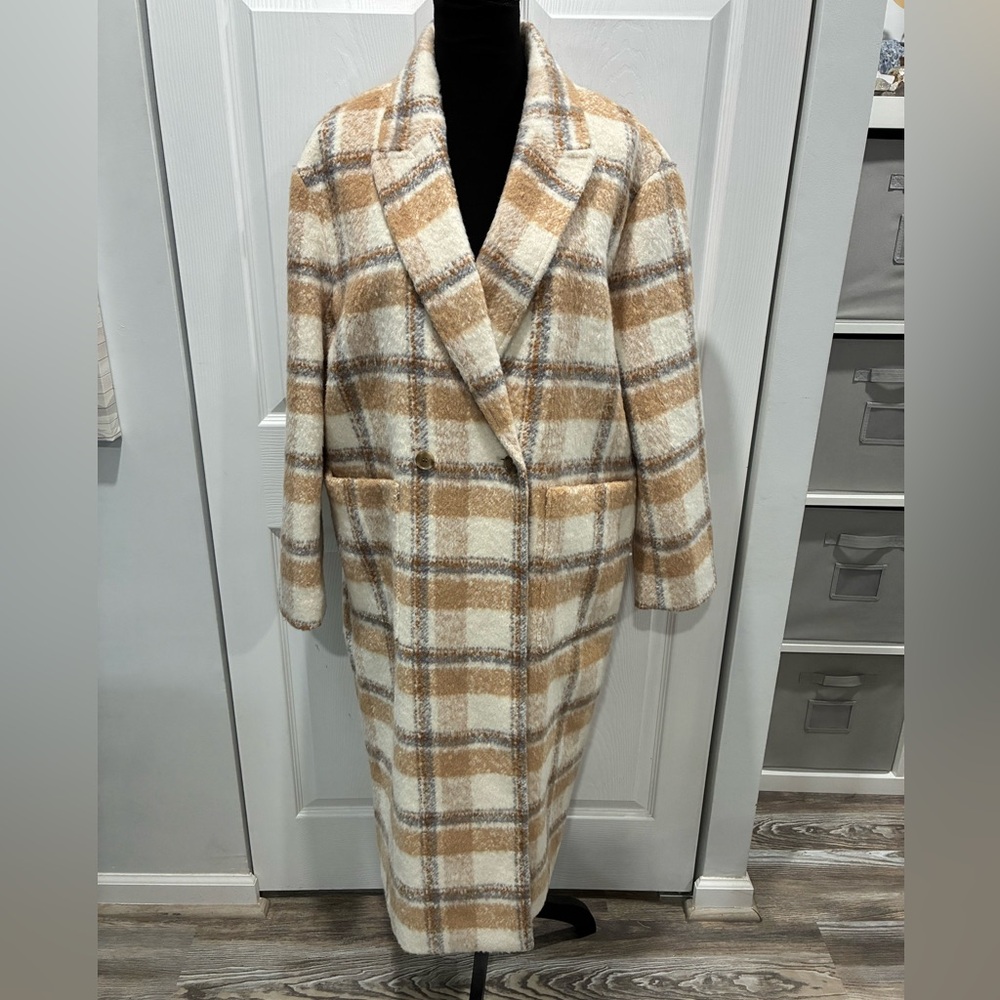 LOFT Tan and Cream Plaid Teddy Jacket